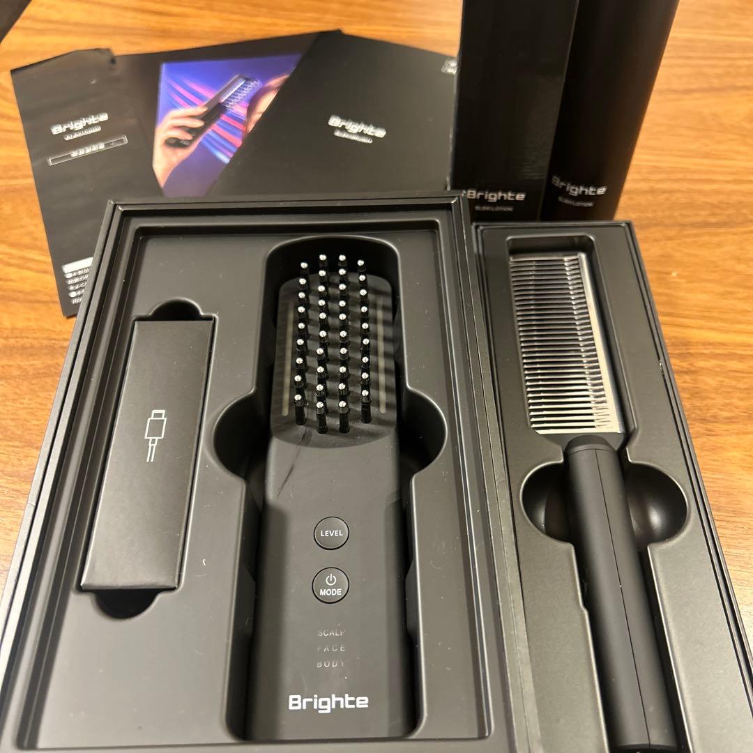 美顔器　Brighte ブライトエレキブラシ
