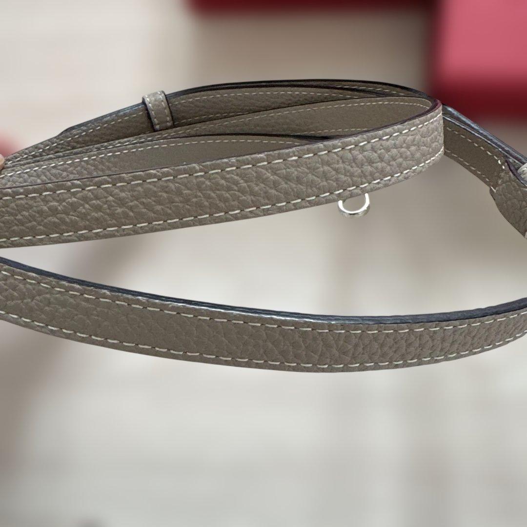 ボンバンテュラ レザー iPhone16 ケース ストラップ付き