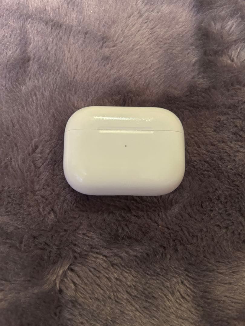 AirPods 本体 ホワイト 充電ケース付き 左耳のみ