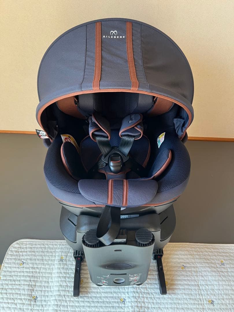 エールべべ　チャイルドシート　2024モデル