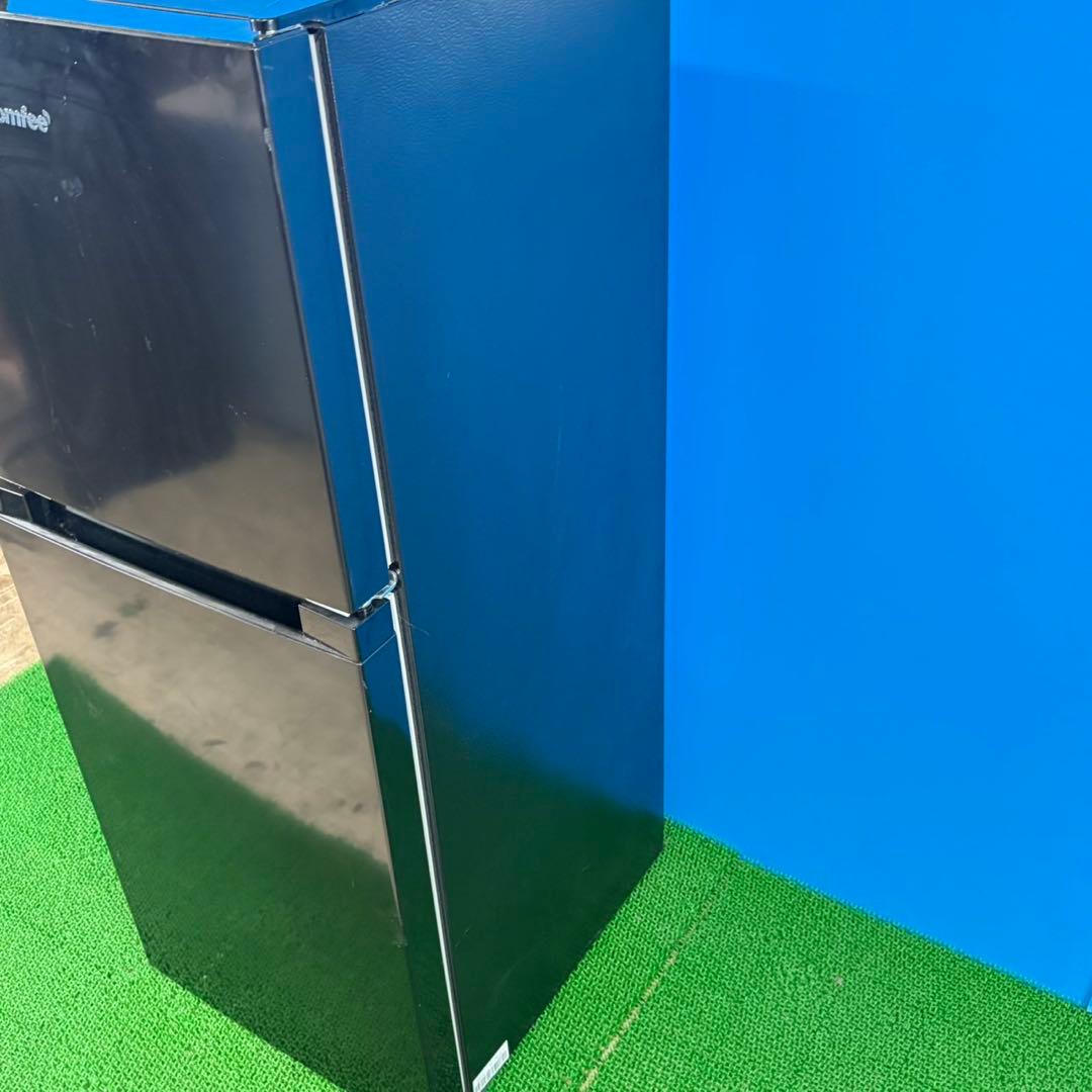 740 ブラック　冷蔵庫　小型　一人暮らし　2025年製　100L強　未使用品