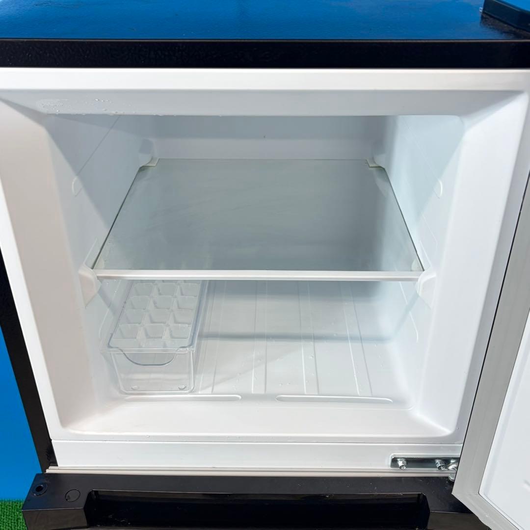 740 ブラック　冷蔵庫　小型　一人暮らし　2025年製　100L強　未使用品