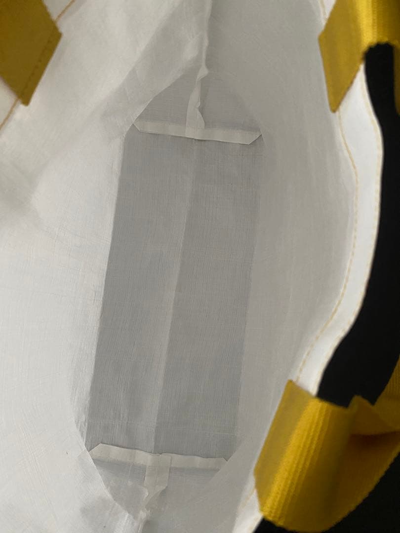 エルベシャプリエ マルシェバック ホワイト×カーキイエロー　Mサイズ