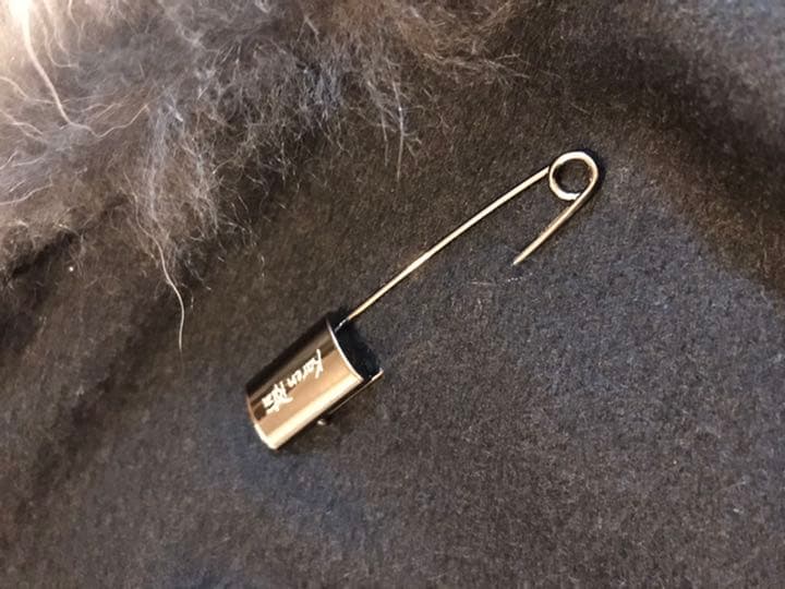 AKHESA ラクーンファー付きケープ ポンチョ