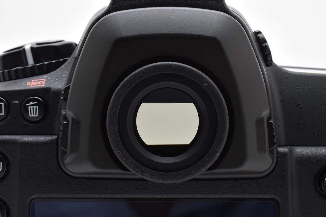 ■極上品■ ニコン D5 XQD-Type デジタル一眼 #C760