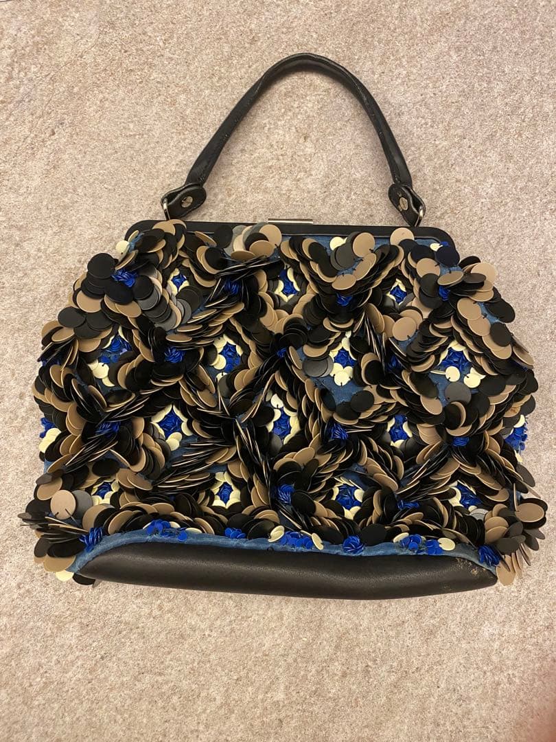 Marniマルニワンハンドルバックビジュークラッチ