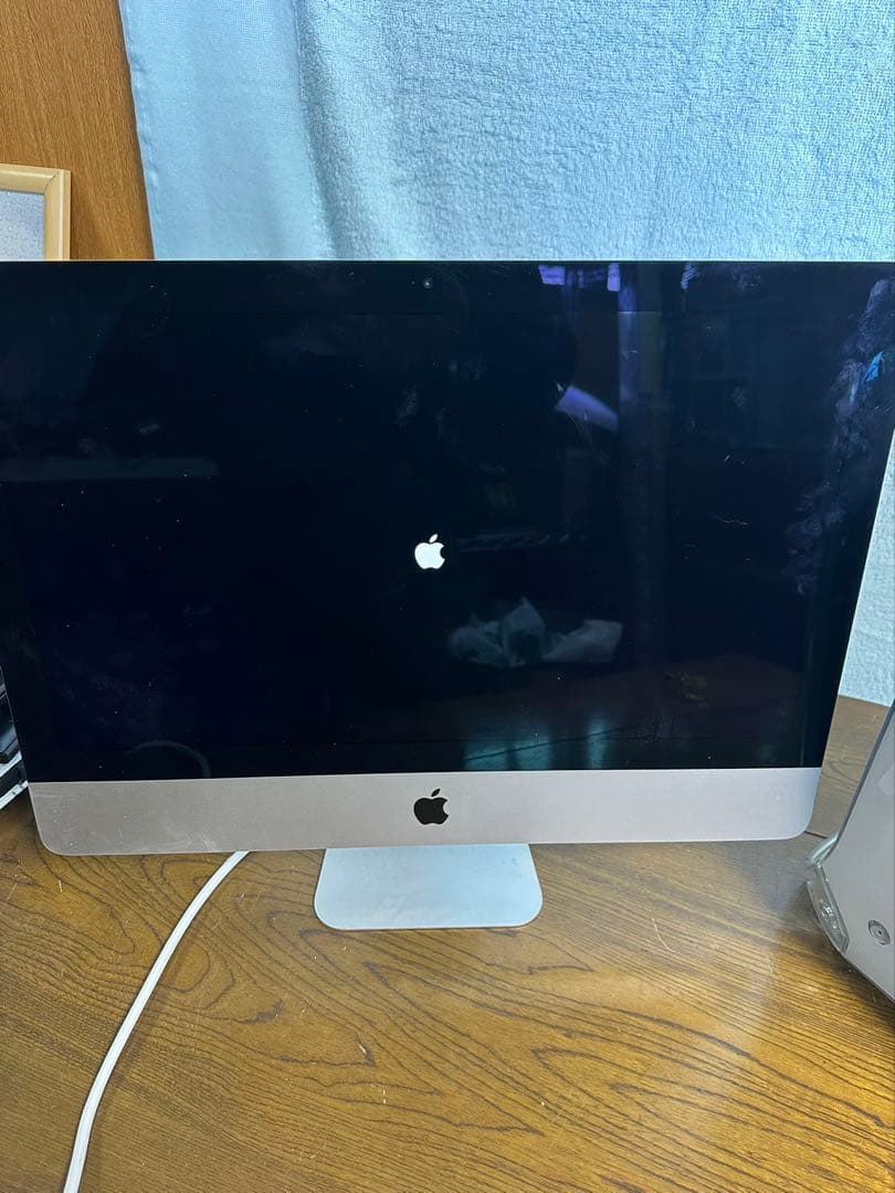 Appleパソコン　モニターand本体セット