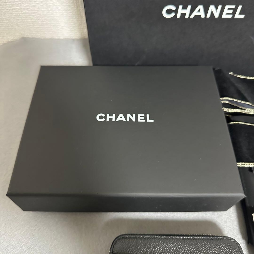ほぼ未使用CHANEL キャビアスキン　マトラッセ　ケース