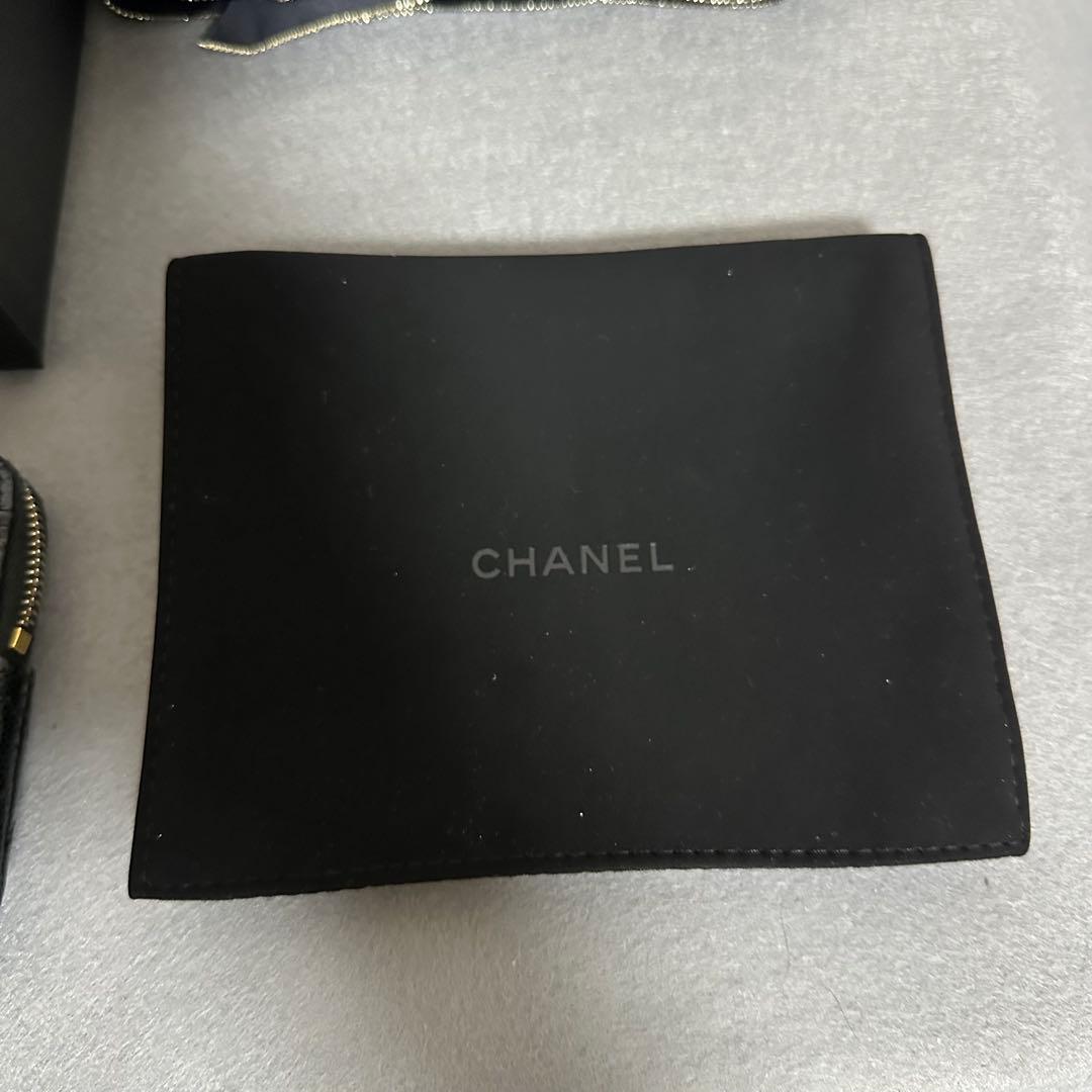 ほぼ未使用CHANEL キャビアスキン　マトラッセ　ケース
