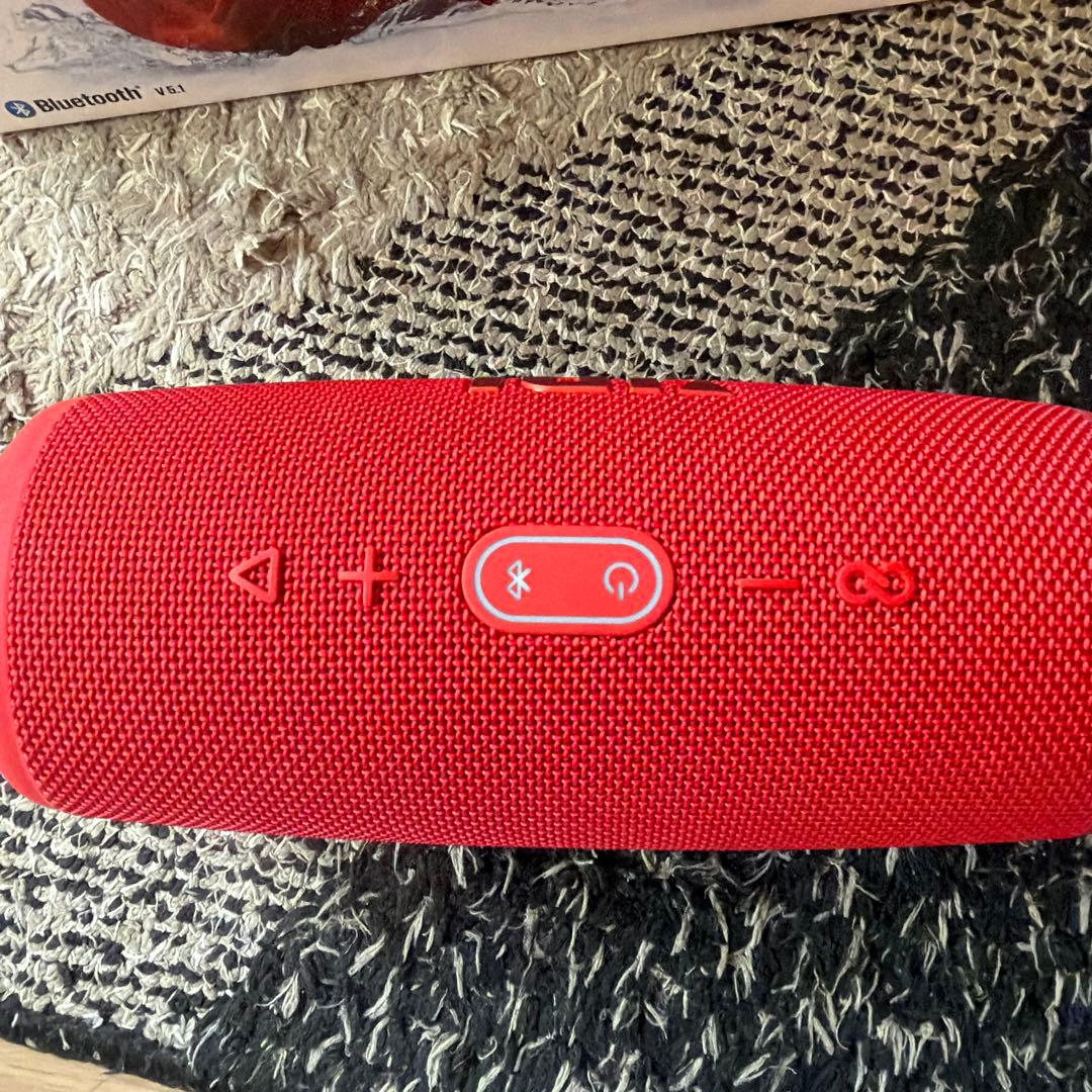 JBL Charge 5 レッド値下げ中