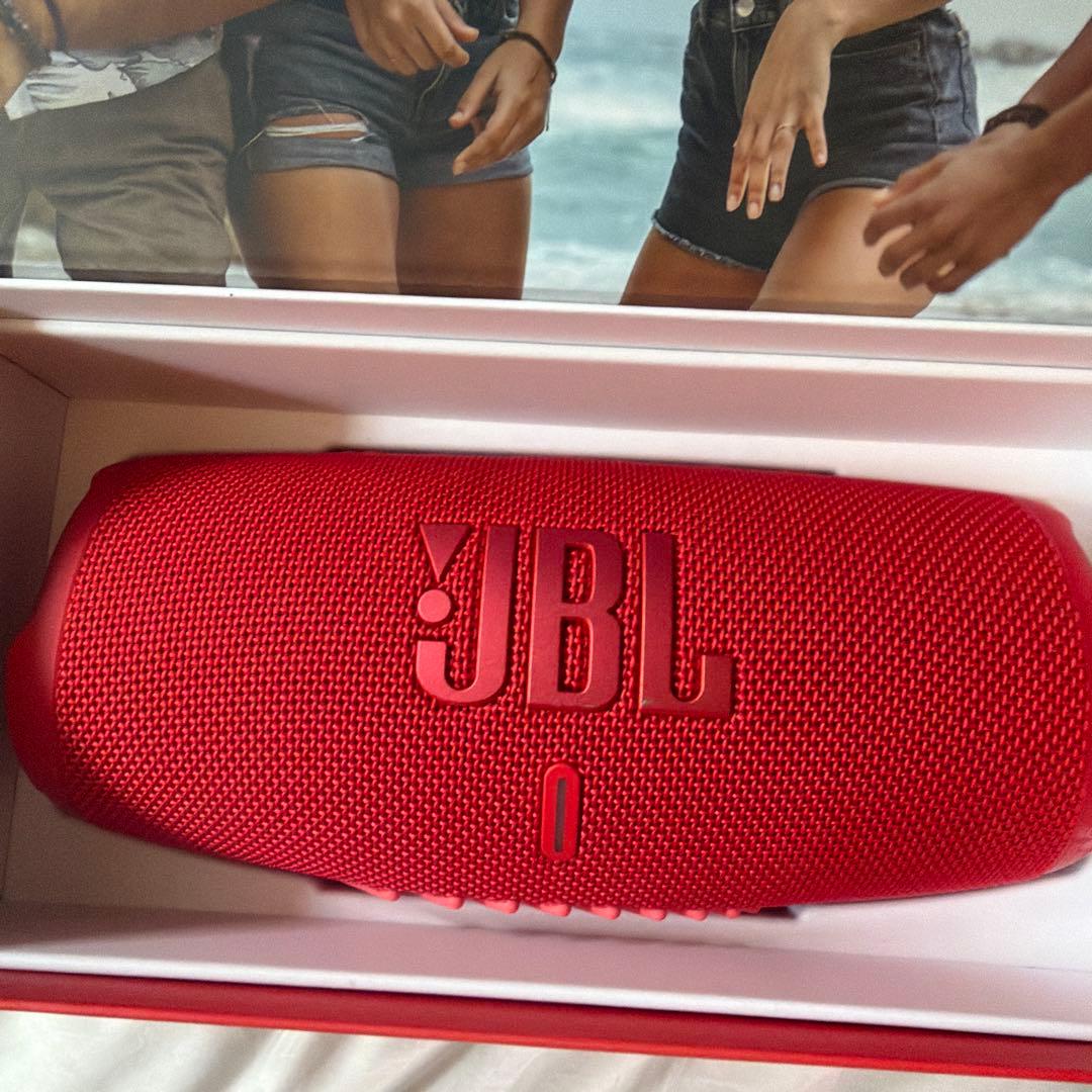 JBL Charge 5 レッド値下げ中
