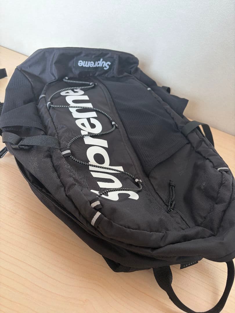Supreme ブラックリュック