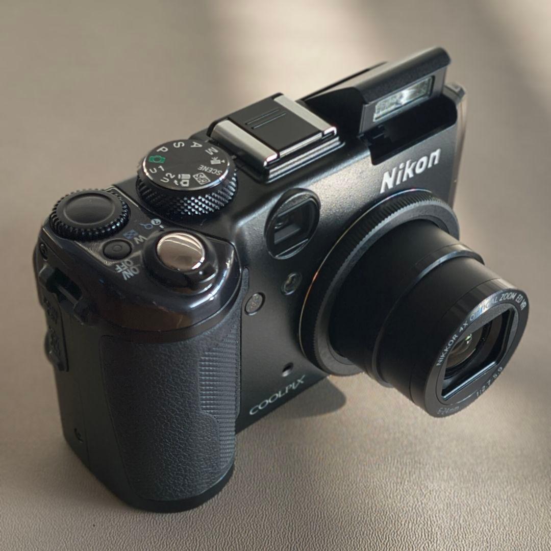 【極美品】Nikon デジタルカメラCOOLPIX P6000