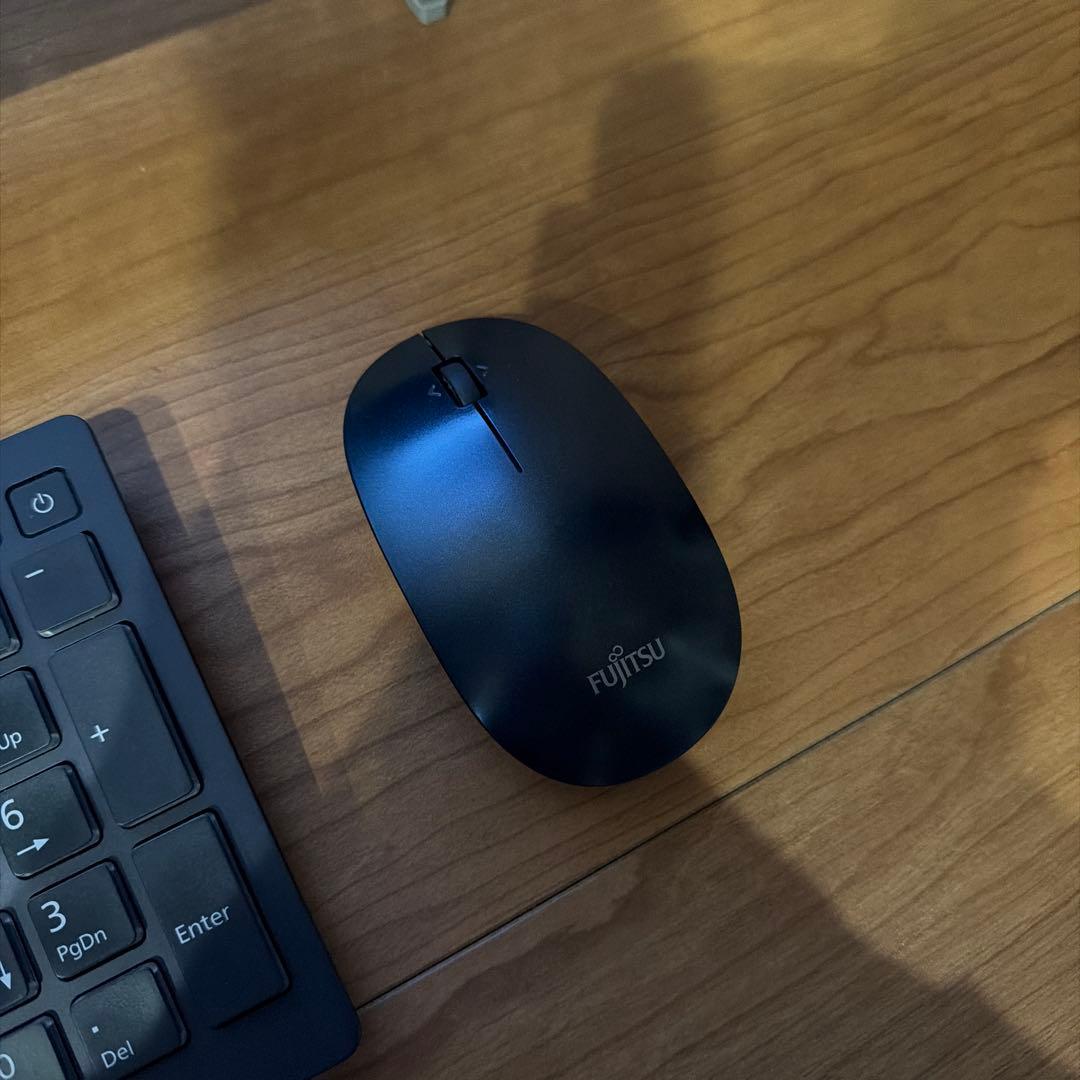 美品 Win11最新 富士通 デスクトップPC 23.8インチ　大容量 3TB