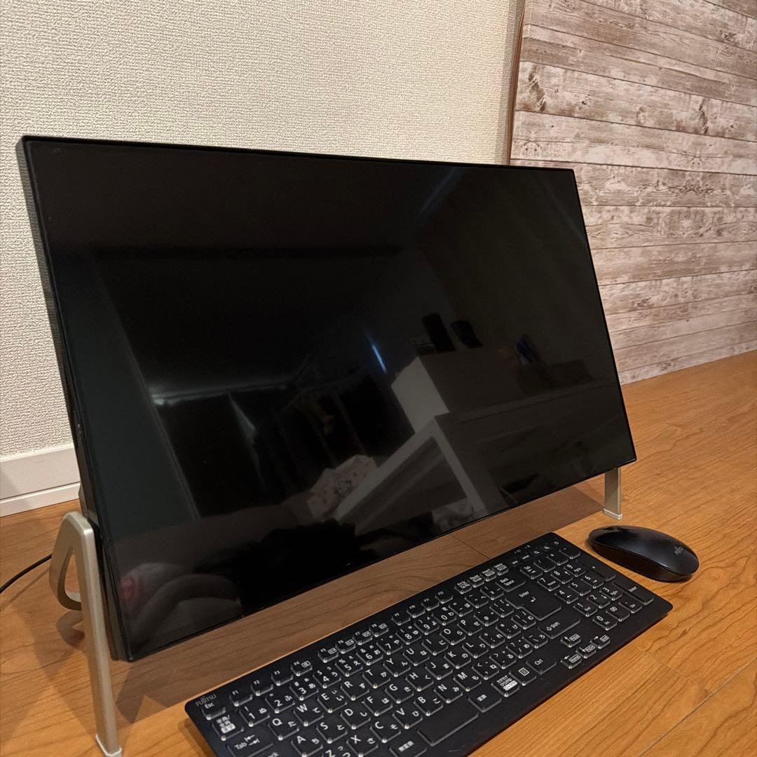 美品 Win11最新 富士通 デスクトップPC 23.8インチ　大容量 3TB