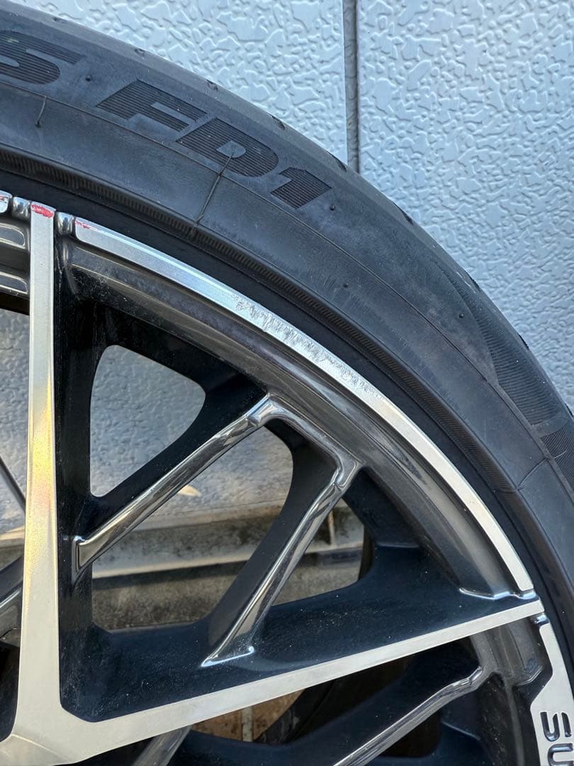 SUW アリア-M5(ALIA-M5) 21インチ - アルファード 30系