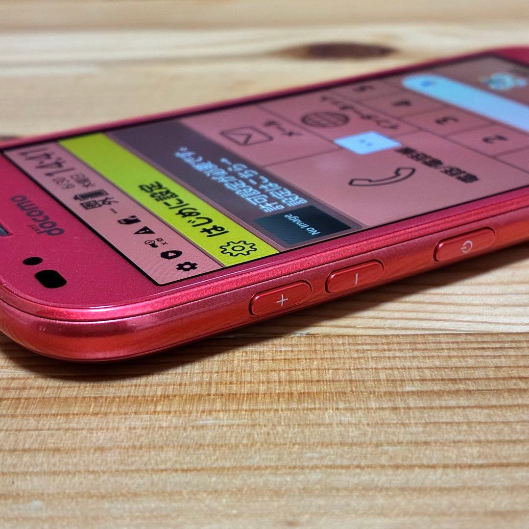 yy5480 docomoドコモ らくらくスマートフォン F-42A