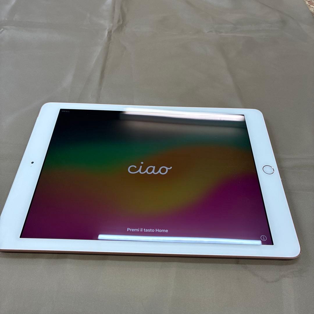 iPad 9.7インチ 第6世代 Wi-Fi+SIMフリー 32GB