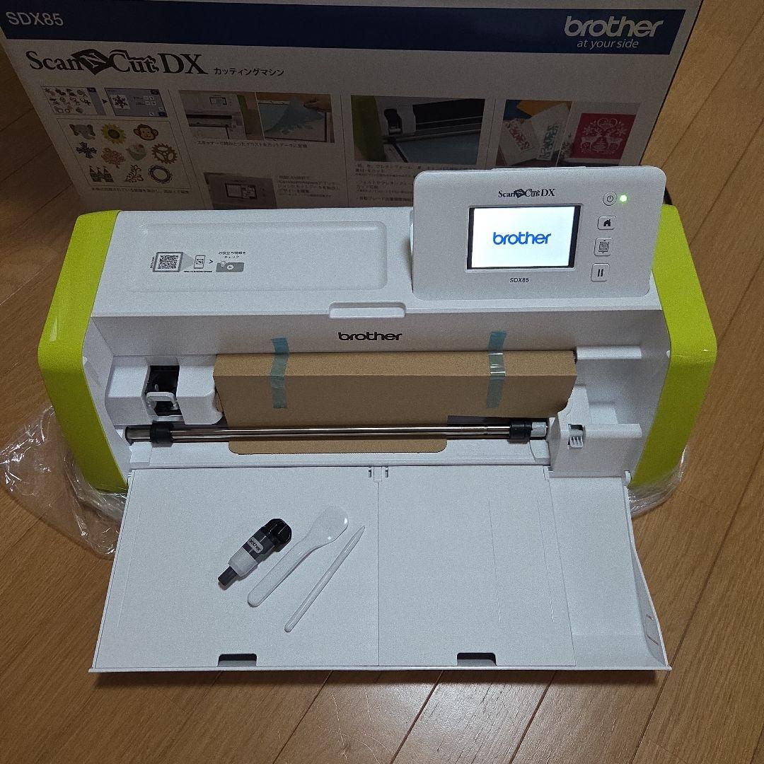 カッティングマシン/brotherスキャンカットDX SDX85/未使用に近い