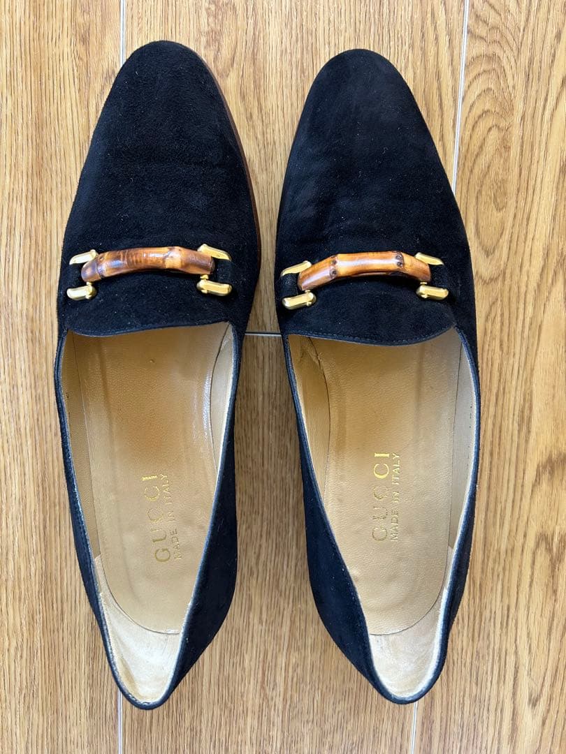 GUCCI ブラック スエード ローファー