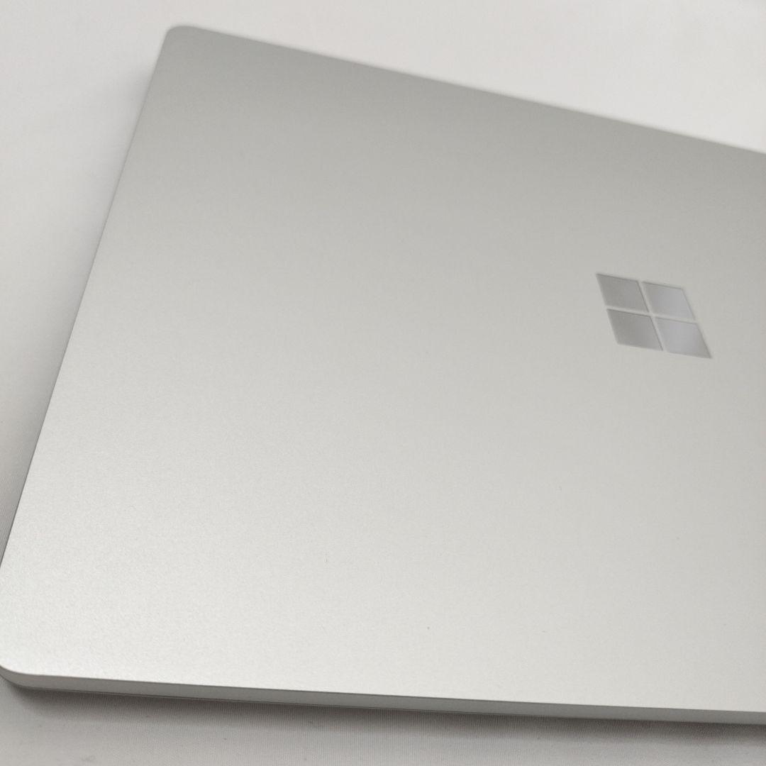 Surface Laptop Go2　KQ8-00017　PC00200051