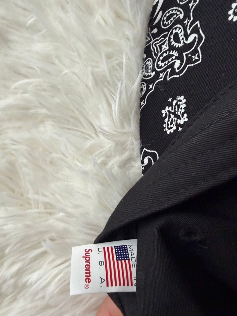 Supreme バンダナ柄 キャップ