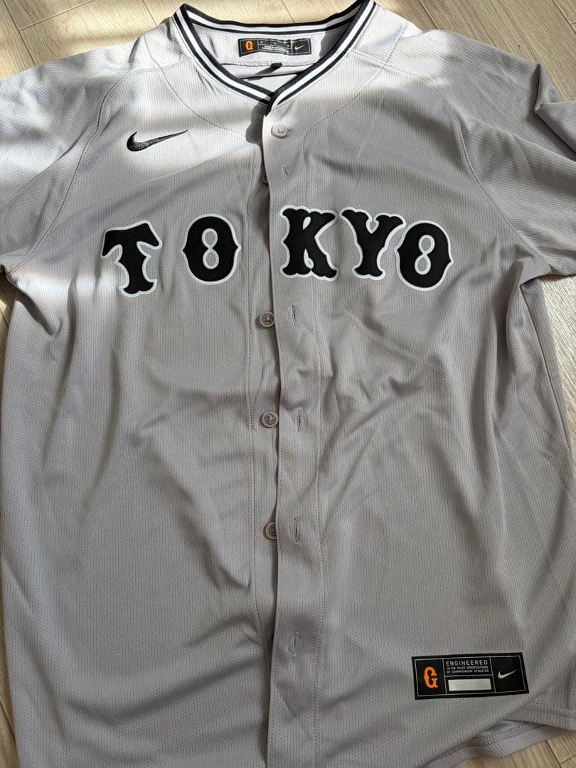 ジャイアンツ　ビジターユニホーム　岡田悠希