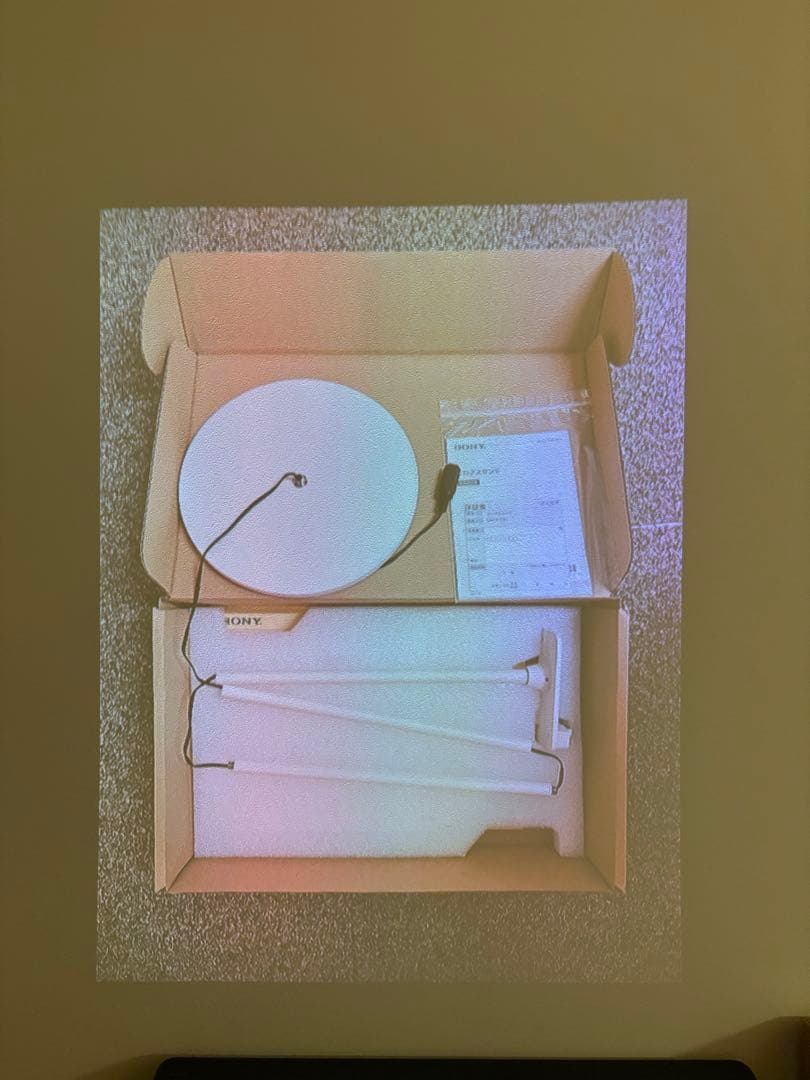 LSPX-P1、LSPX-PS1 ソニー　ポータブル超単焦点プロジェクター