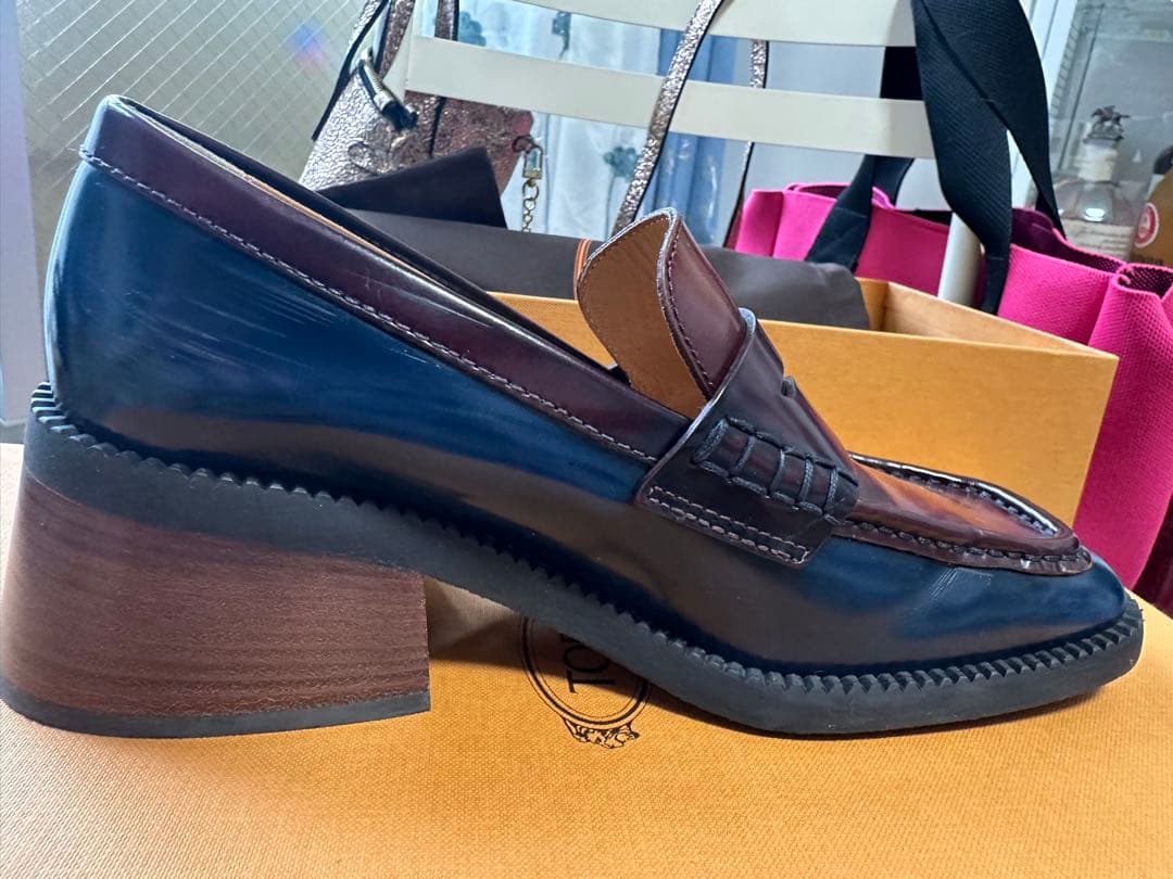 トッズ　ローファー ブラウン/ネイビー ヒール5cm