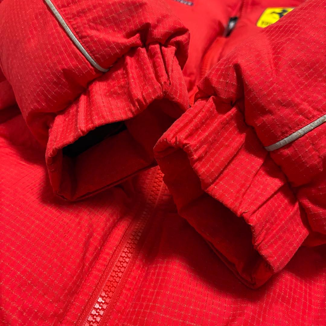   × Ferrari F1チーム支給ダウンジャケット