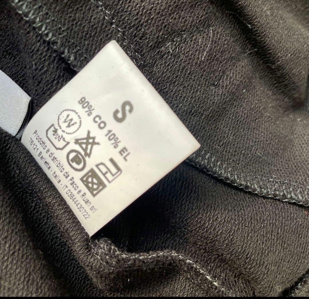 ☆美品☆ウザリス　Sサイズ パーカー　星柄