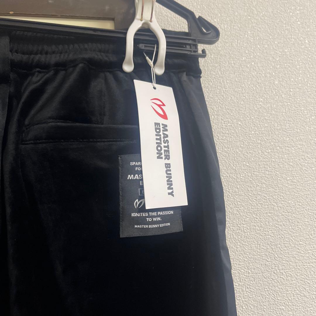MASTER BUNNY EDITION レディスブラックセットアップ