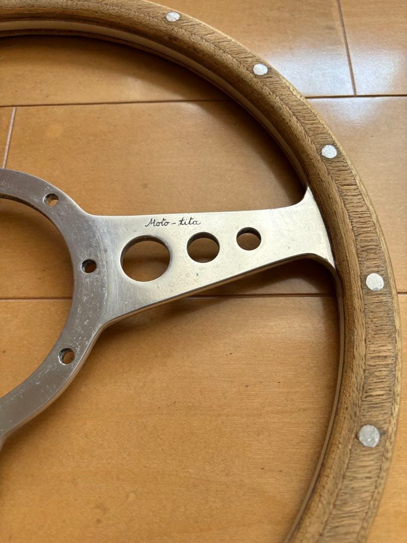 モトリタステアリング（直径33cm）