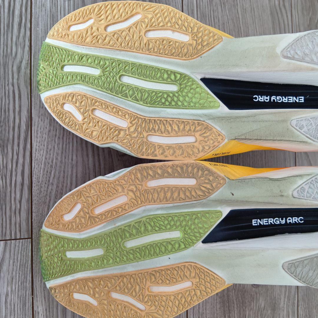 スパイク・シューズ fuelcell supercomp elite v4 28cm