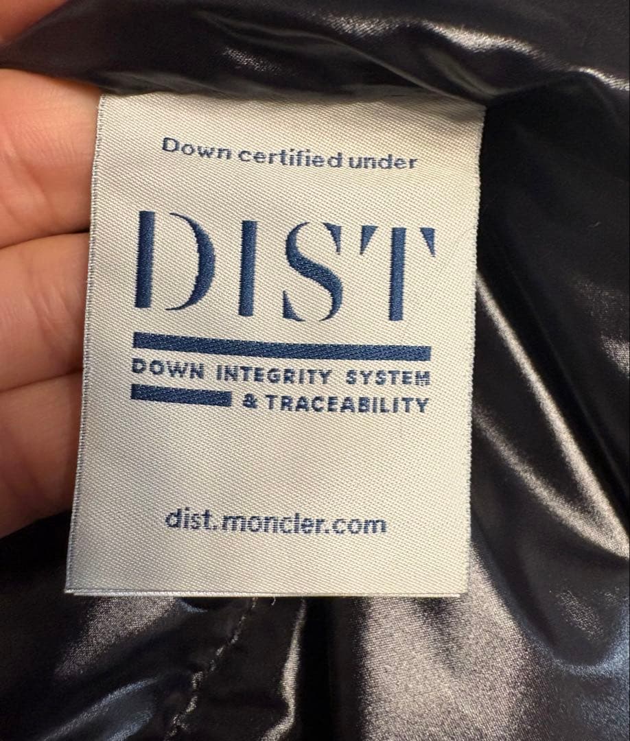 美品　MONCLER ダウンジャケット　Montcla ブラック　サイズ1