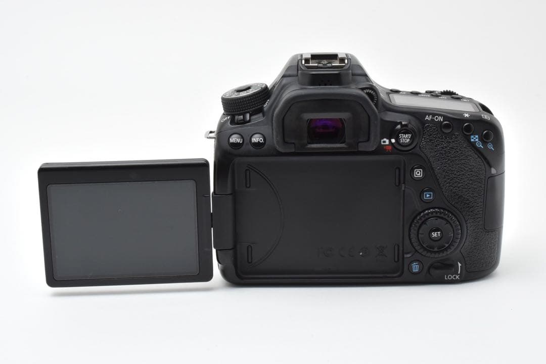 デジタルカメラ Canon EOS 80D /Canon EF-S 18-55mm USM