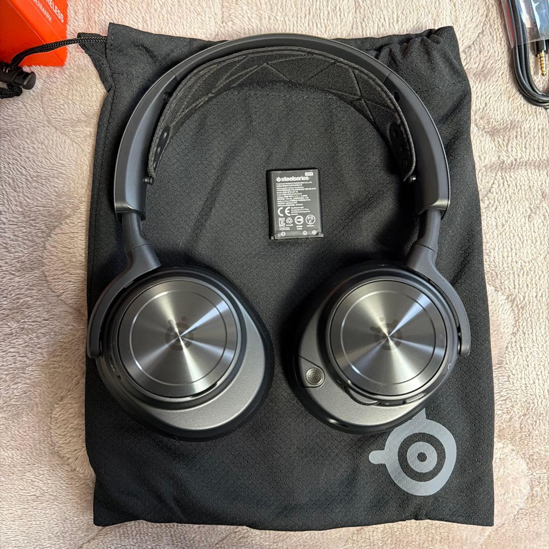 ヘッドホン SteelSerise Arctic Nova Pro Wireless
