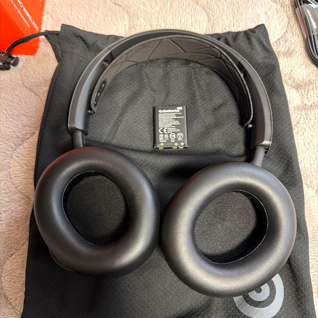 ヘッドホン SteelSerise Arctic Nova Pro Wireless