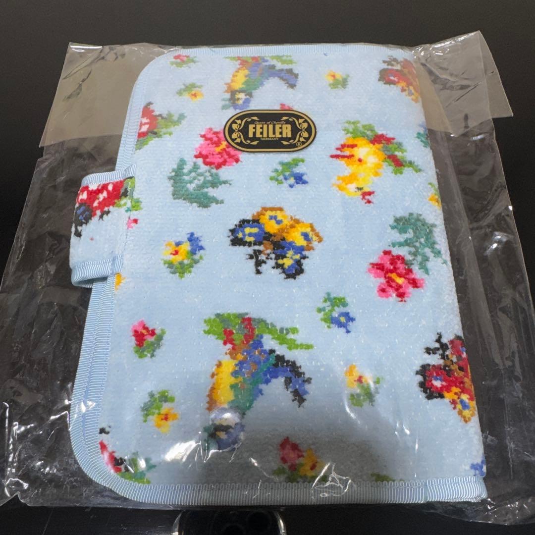 【新品未使用未開封】フェイラー　マルチケース　母子手帳ケース　ハイジ