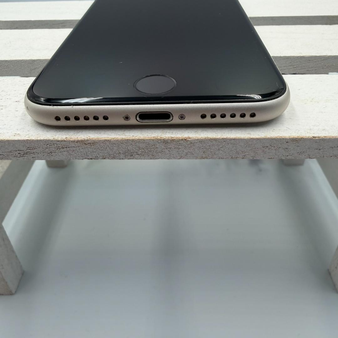 iPhone SE第3世代 64GB スターライト 338