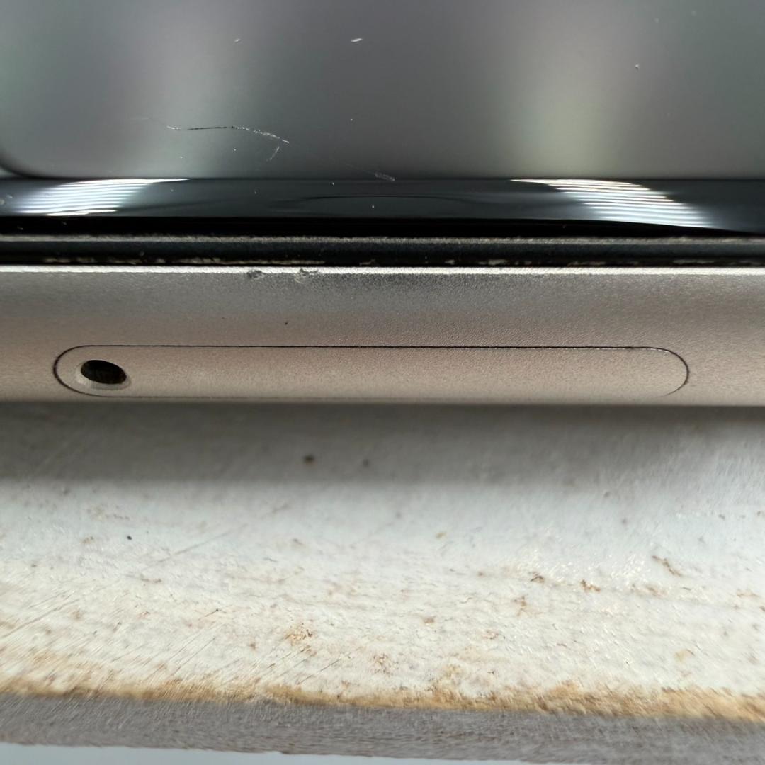 iPhone SE第3世代 64GB スターライト 338