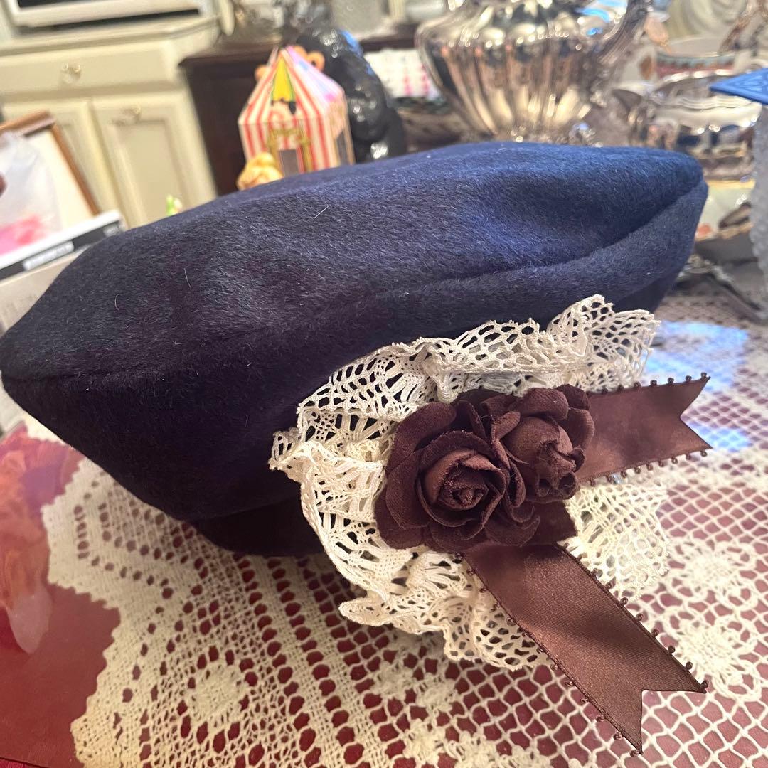 新品　未使用　メアリーマグダレン　ベレー帽　帽子　ネイビー　濃紺　コサージュ