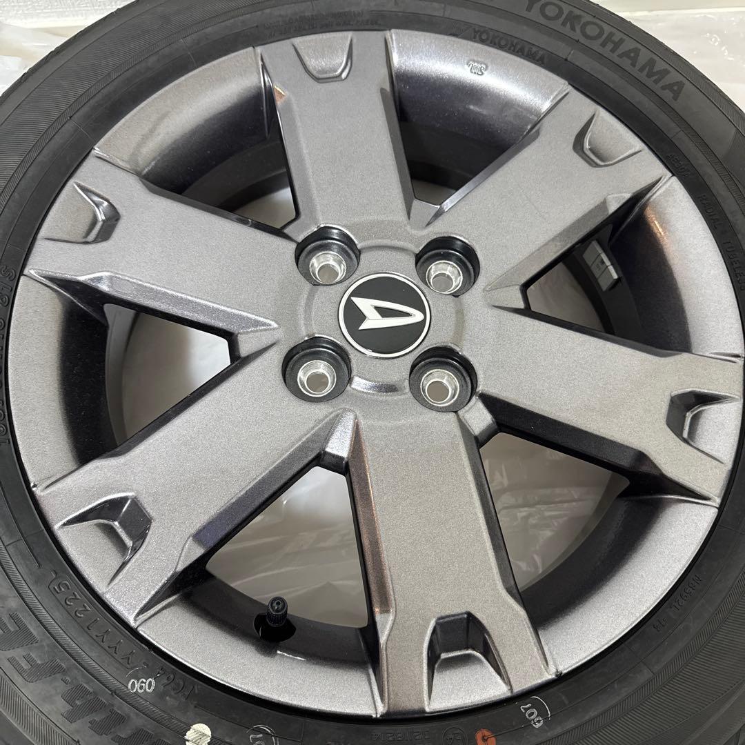 【送料込】ダイハツ タフト 純正ホイールタイヤ４本セット 15インチ