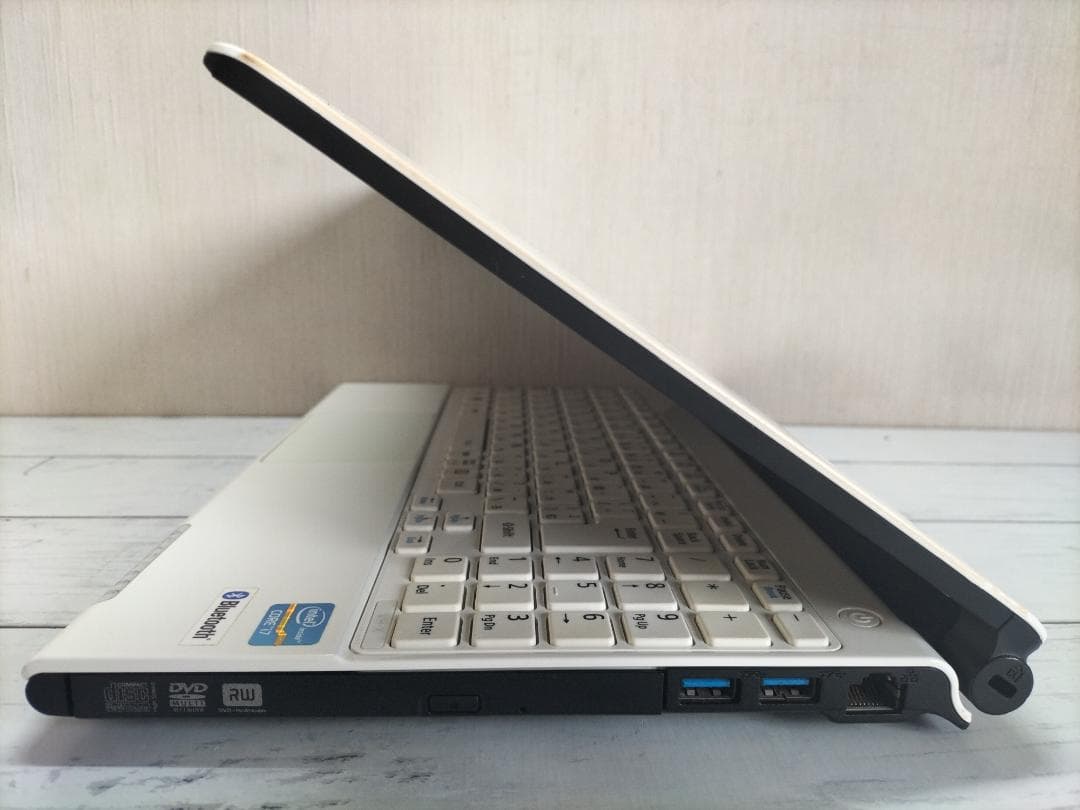 NEC PC-VK20HH 13.3型/DVD/Office2024/win11