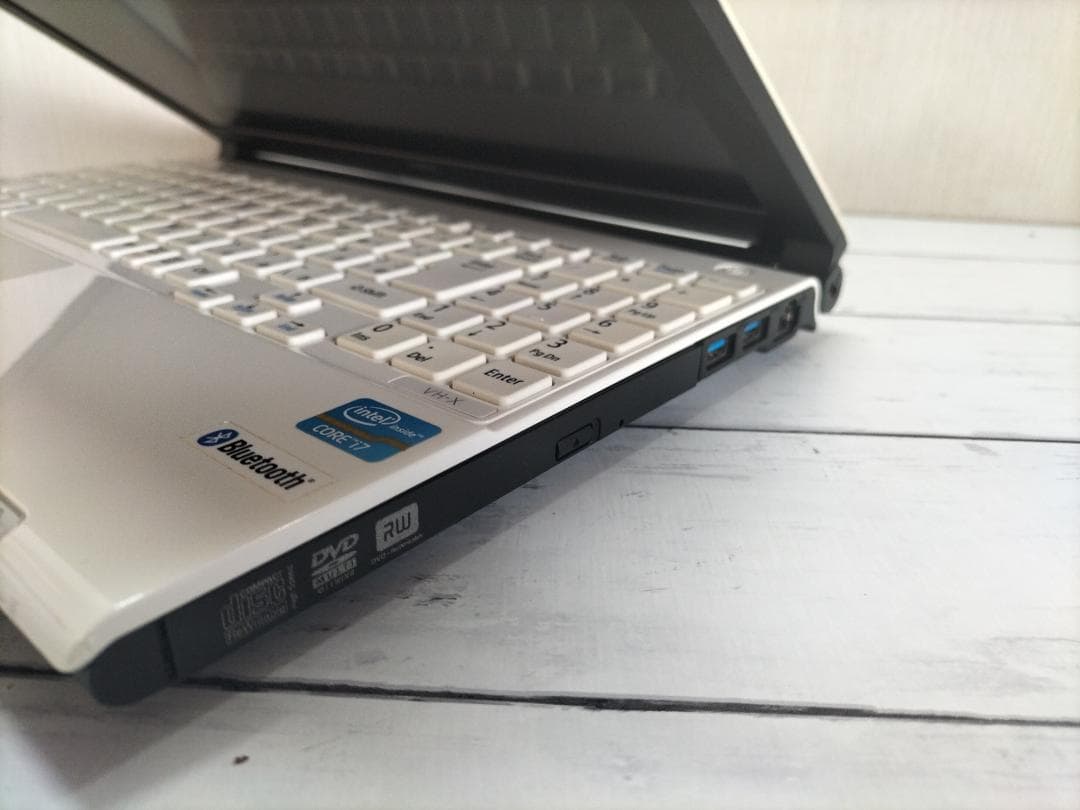 NEC PC-VK20HH 13.3型/DVD/Office2024/win11