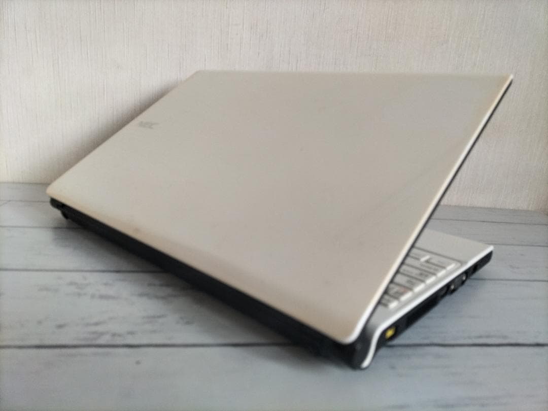 NEC PC-VK20HH 13.3型/DVD/Office2024/win11