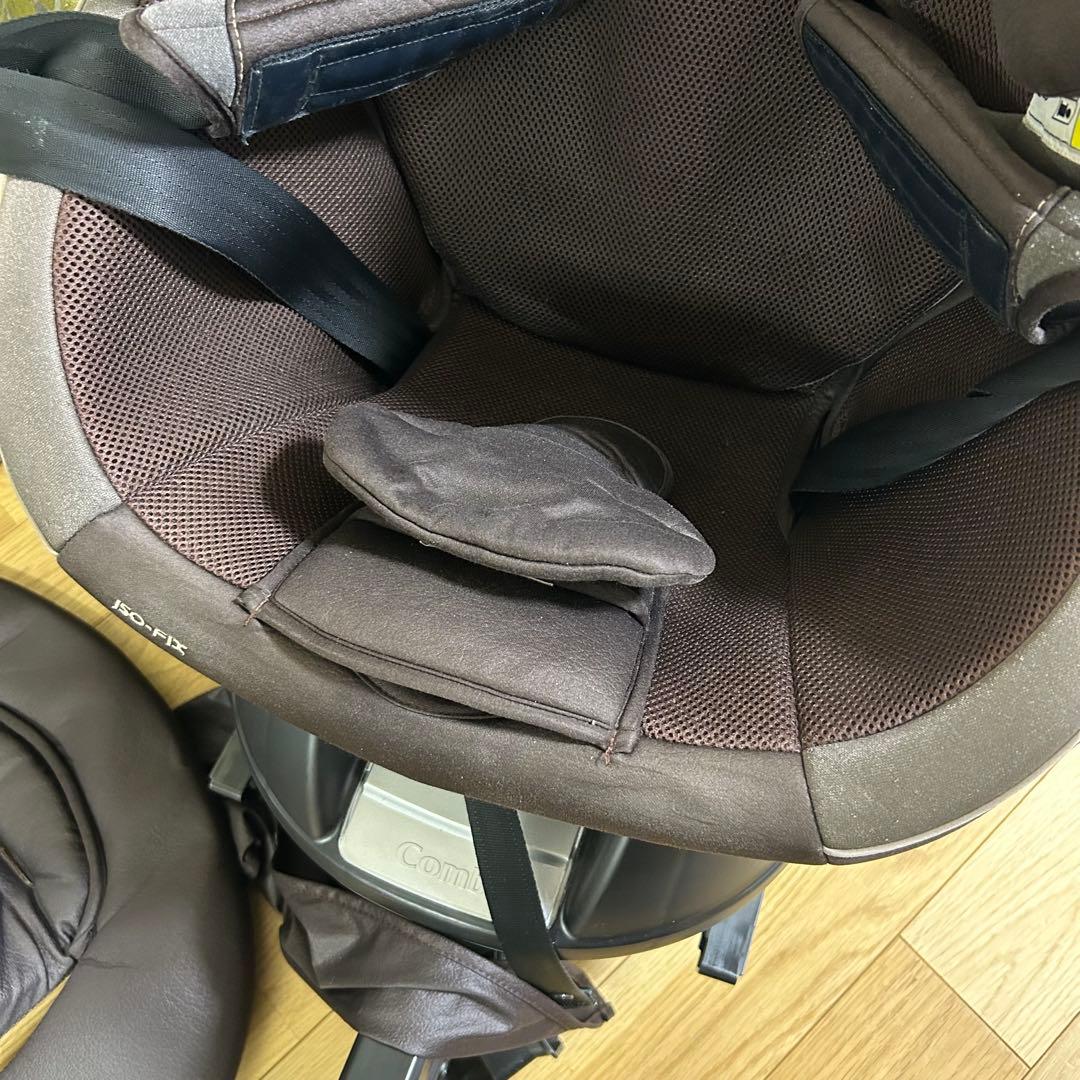 combi クルムーヴスマート　isofix 回転式　JG-650 ブラウン