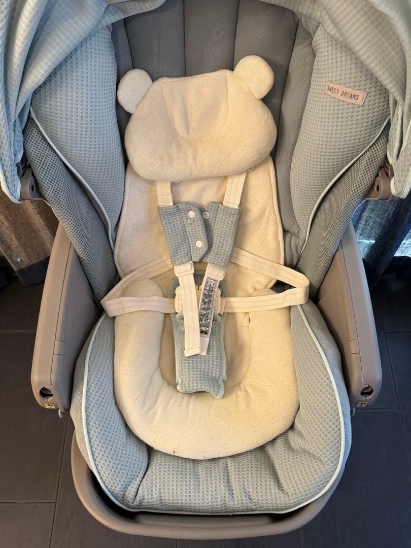 T*M様 ユラリズム オート プレミアム　アップリカ