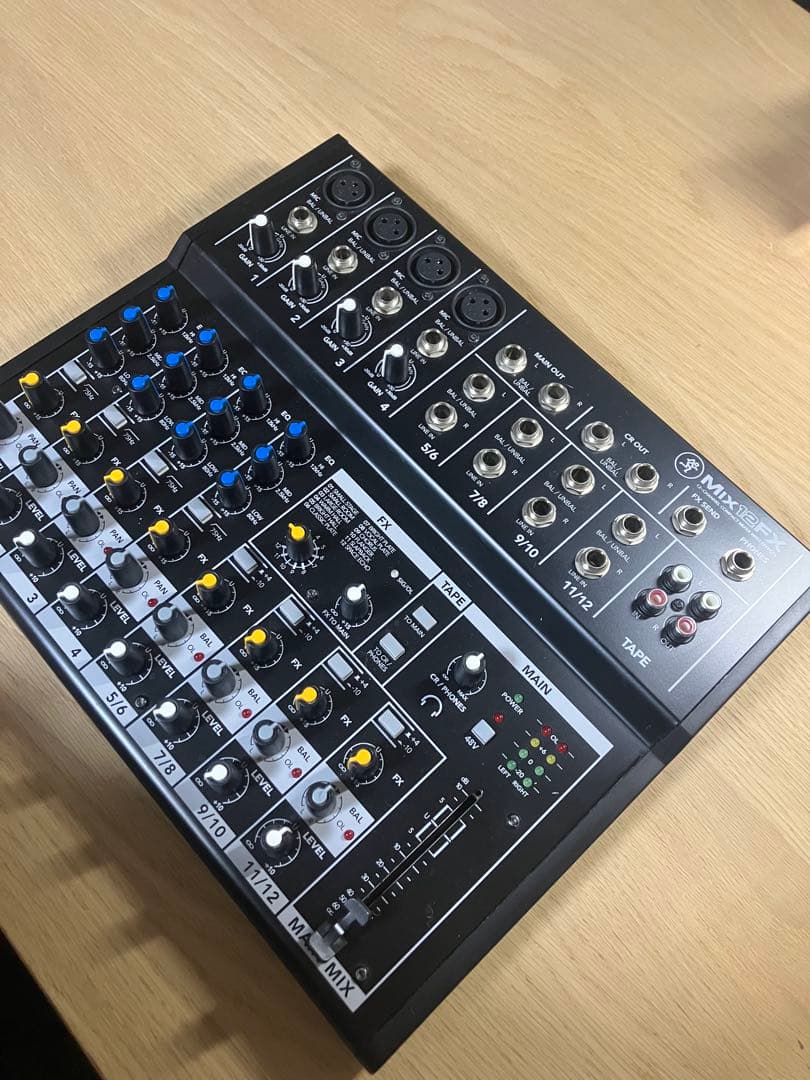 MACKIE MIX12FX 12chアナログミキサー エフェクト内蔵 ガリなし