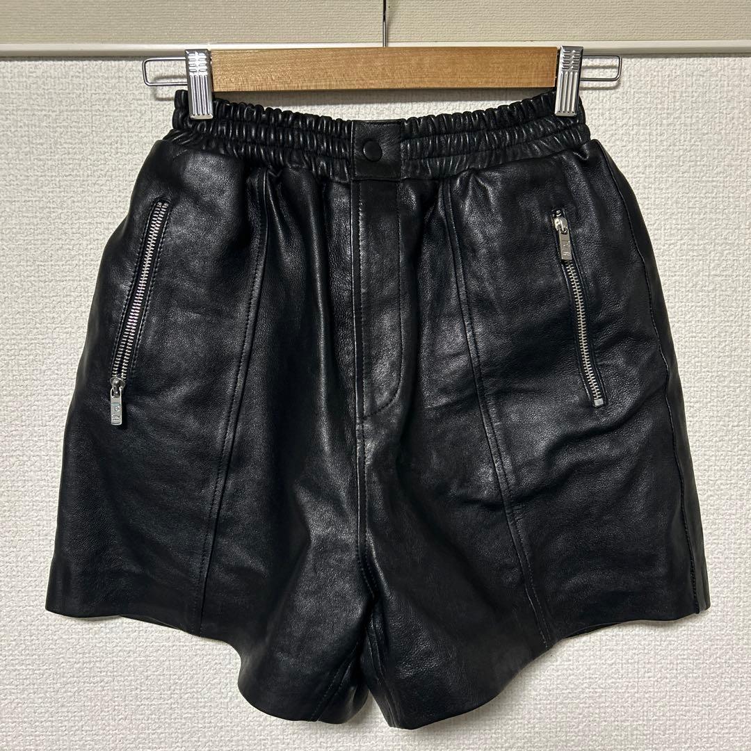 ♡プランクプロジェクト♡レザーショートパンツ　24aw 38 ブラック 羊革　黒